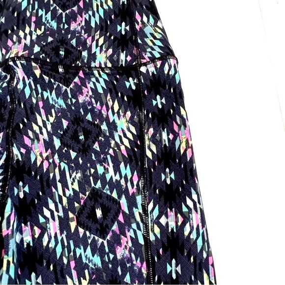 Victoria's Secret VSX Women’s Leggings Brilliant Blue Pink Yellow Design SZ S - Picture 4 of 10